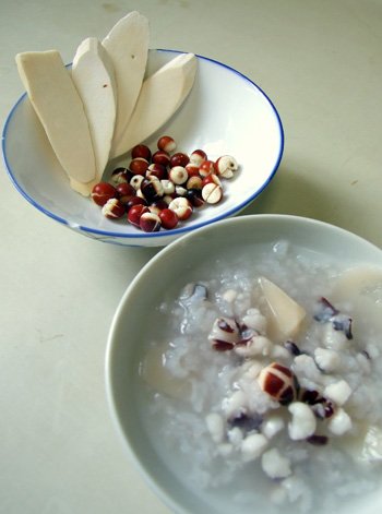 Chinese yam and euryale seed porridge Stir-fried medlar leaf and pork