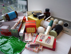 Proprietary Chinese medicines are sold in different forms, such as oral solutions, pills, bolus, soft extracts, capsule, powder, syrup, tablets and granules.